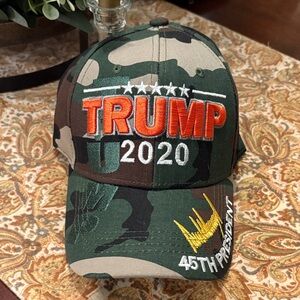Camouflage Trump 2020 Cap